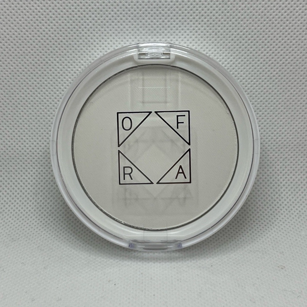 OFRA Oil Control Pressed Powder - 10g FULL SIZE NEW Without Box